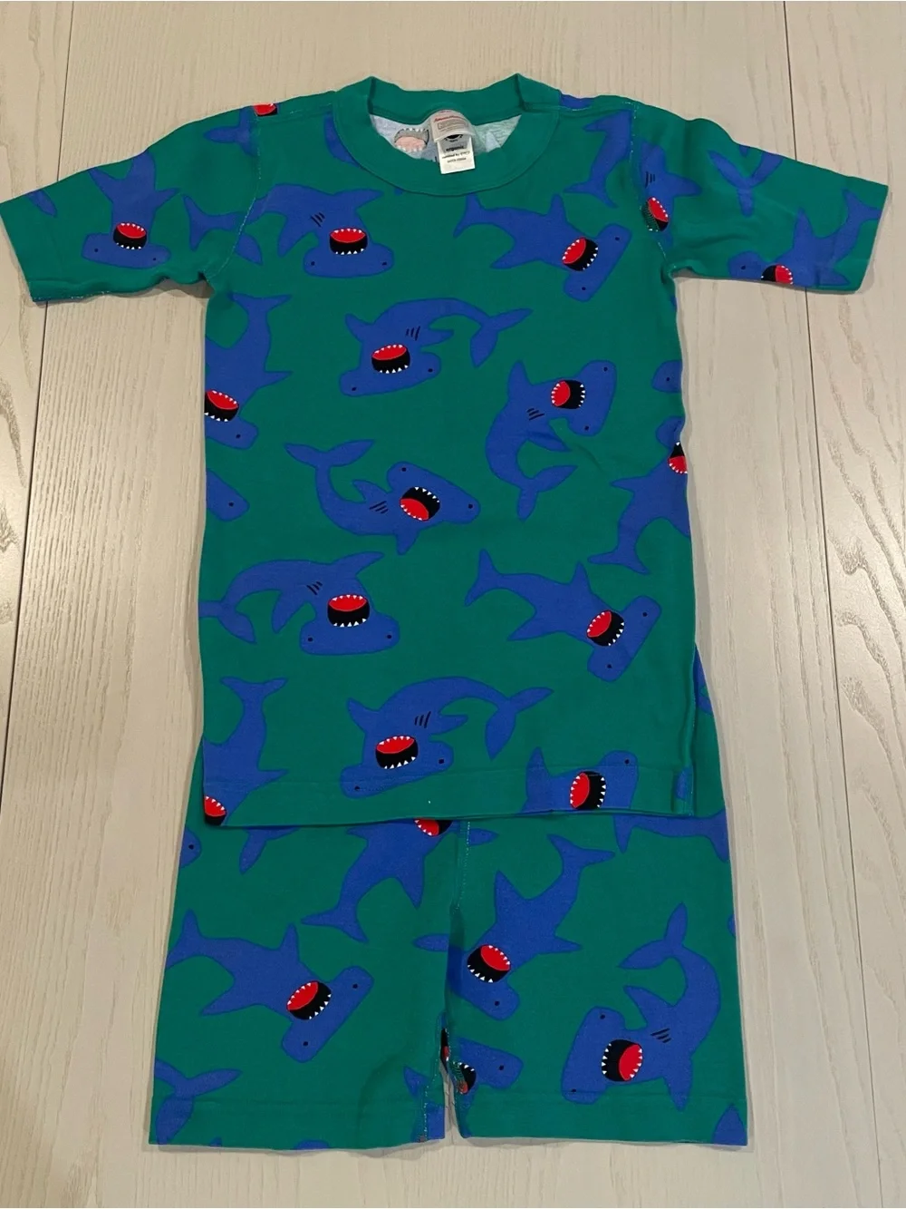 Hanna Andersson HannaJams Short John Pajama Set (Hammerheads Sharks) - 10 140